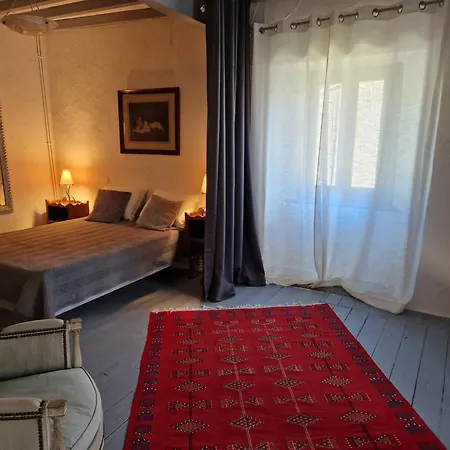 Casa de Férias Le Vieux Fusil La Celle-sous-Gouzon